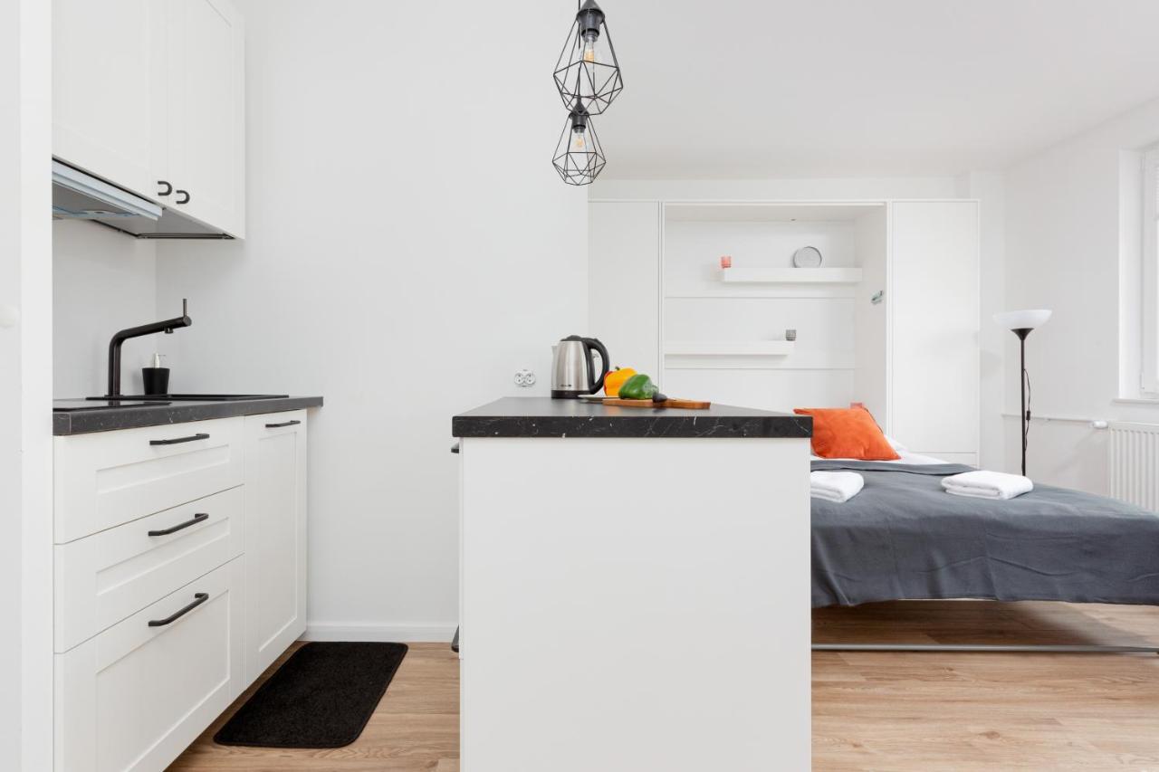 Studio Apartment Ochota Siemienskiego By Noclegi Renters Varsovia Exterior foto